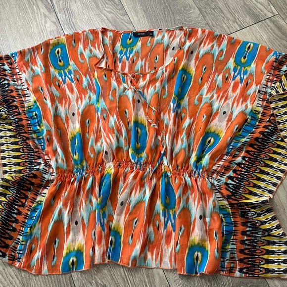 Apt. 9 Orange and Green Asymmetrical Blouse 💛💙 - Picture 7 of 10